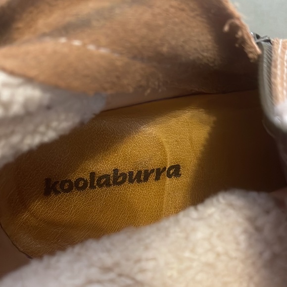 UGG KOOLABURRA size 7” Leather womens boots fully Sherpa lined - Picture 9 of 16